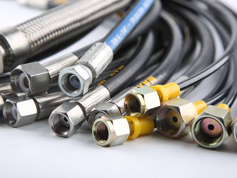 There are standard hydraulic hose with different sizes on the white background.