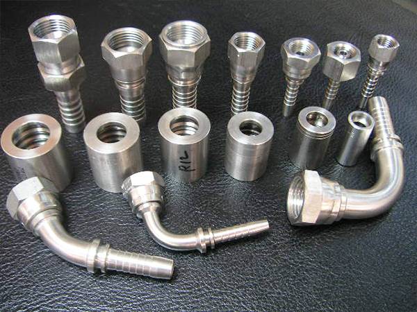 Different hydraulic fitting types